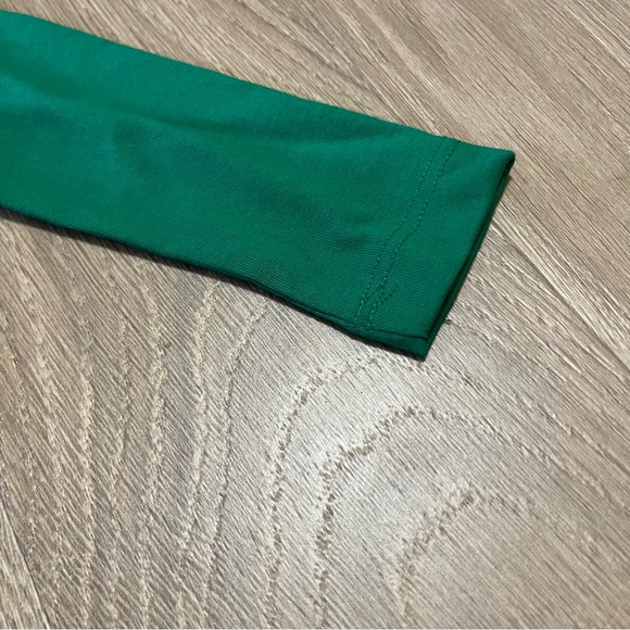 Festive Green and Red Kids Matching Set - Picture 4 of 8